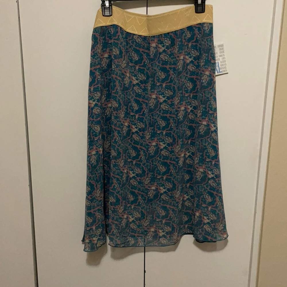 XL NWT LuLaRoe Lola